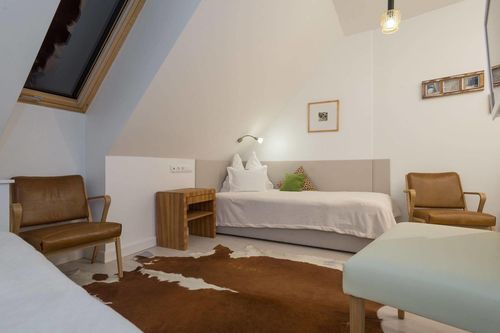 Boutique Hotel Szarcsa Székesfehérvár Eksteriør bilde